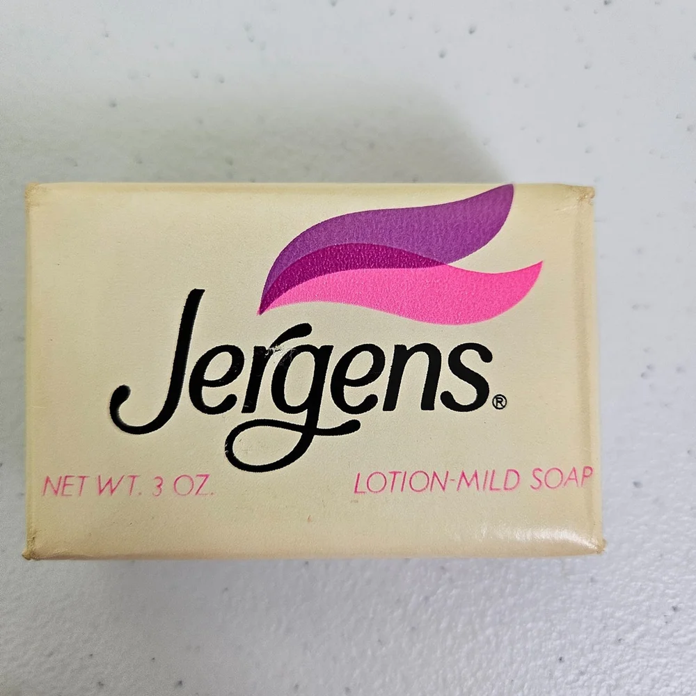 Vintage Jergens Lotion Mild Soap 6-3oz bars Original Wrapper Bathroom Decor Prop